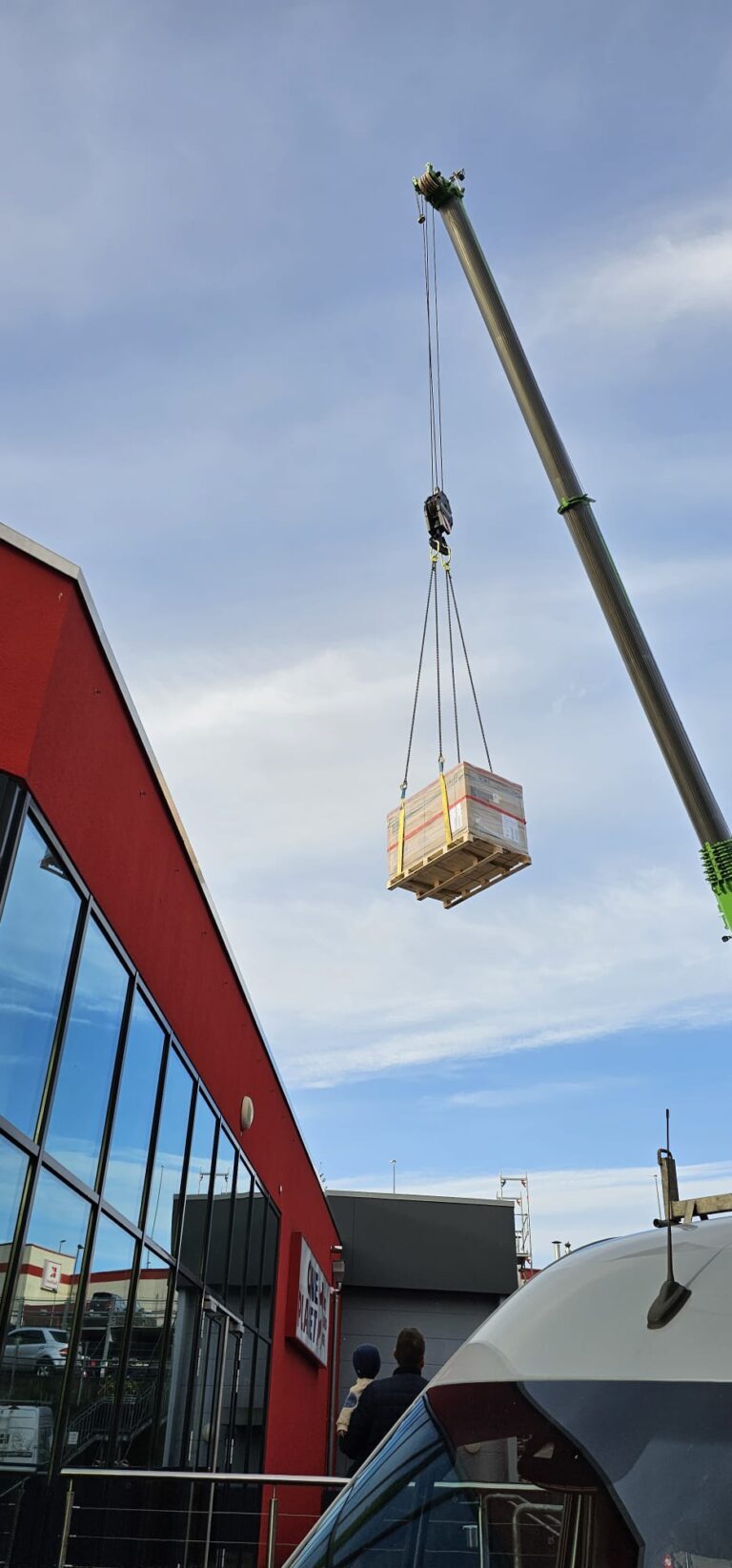 Anlieferung Photovoltaik-Platten